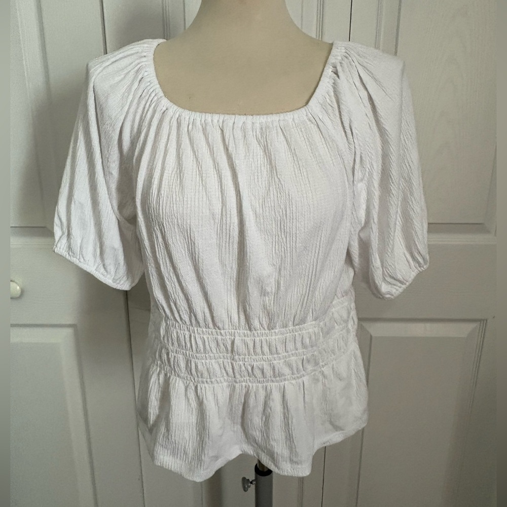 NWT LOFT White Peplum Top